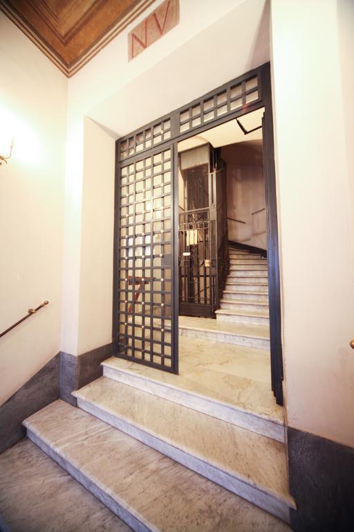 App Condotti Luxury Apartment In Rome Room photo